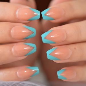 NWT teal tip nails